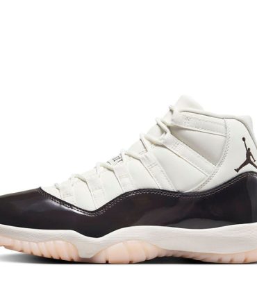 Air Jordan 11 Retro 'Neapolitan' AR0715-101